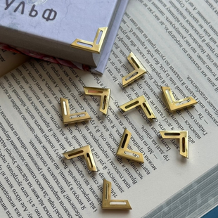 Комплект кутників для книг та блокнотів. 4 шт. 00089 фото